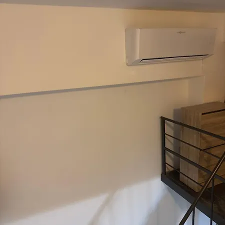 Bed & Breakfast Gira, Vota E Furria 3*