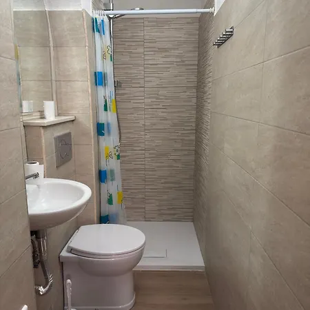 Gira, Vota E Furria 3*